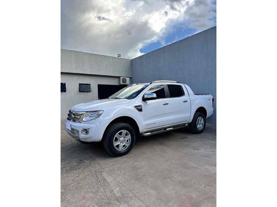 FORD RANGER 3.2 XLS 4X4 CD 20V DIESEL 4P AUTOMÁTICO